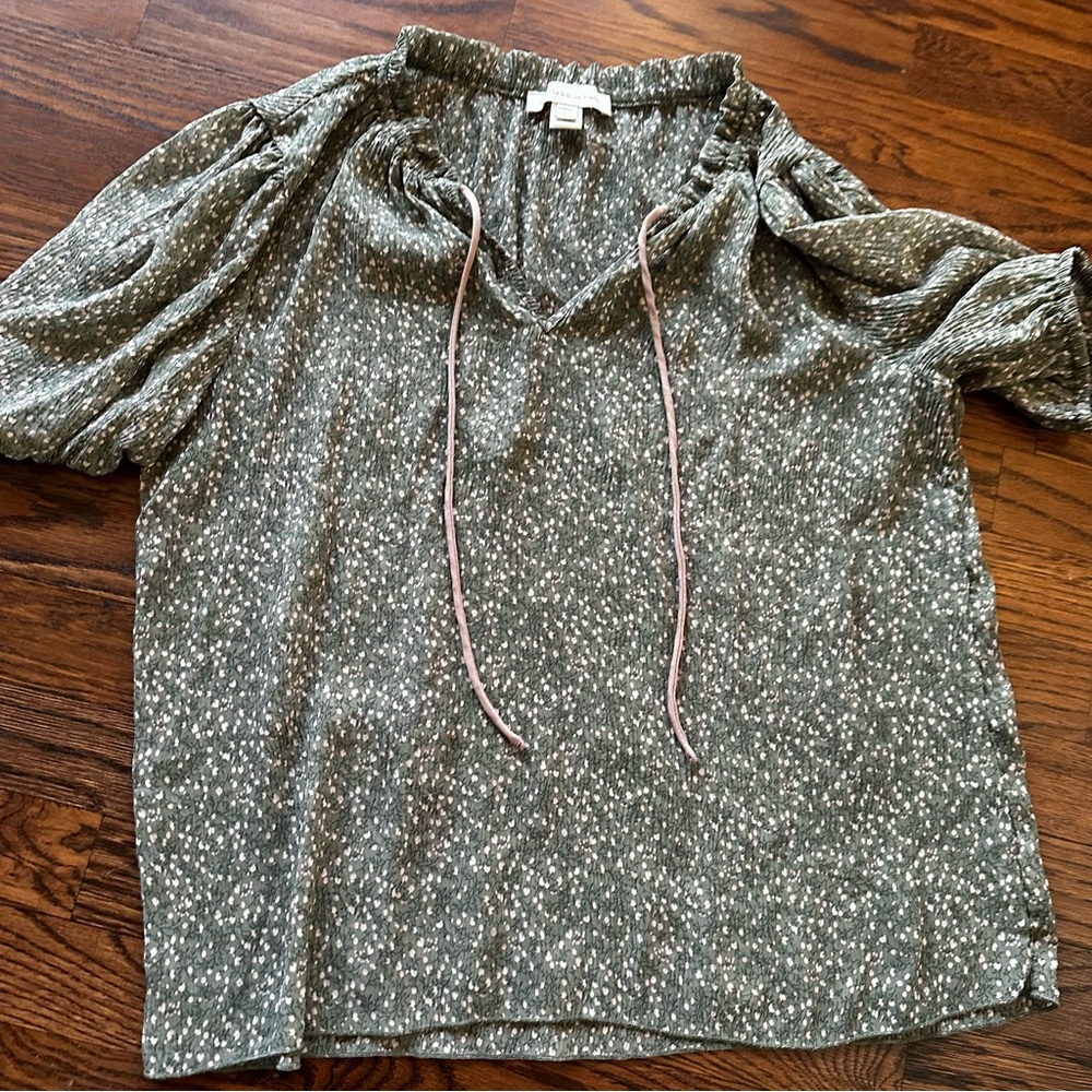 Green ditzy floral boho Patterned blouse Top